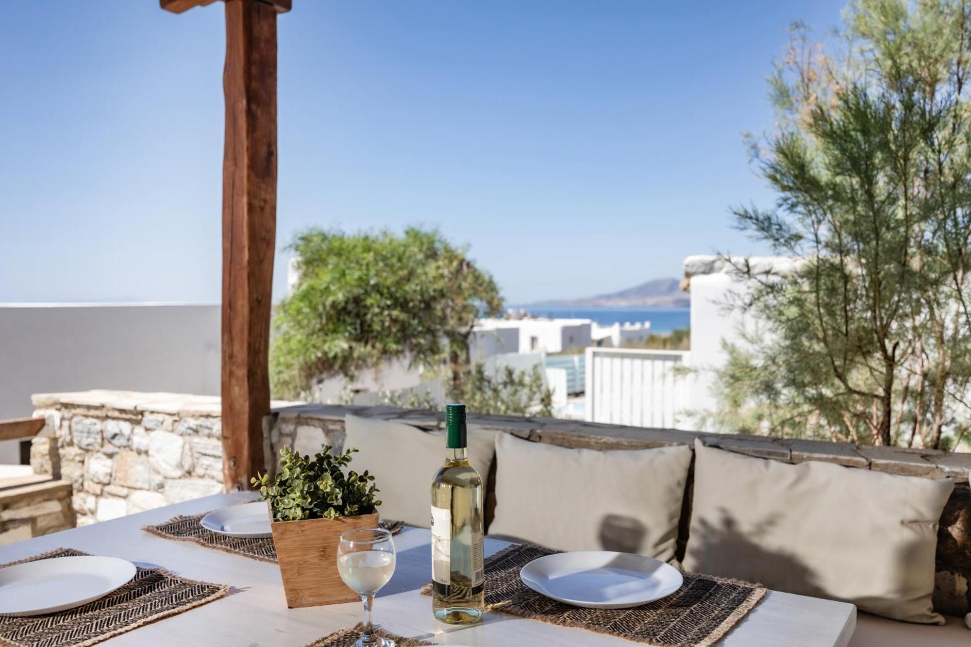Thea Suites Naxos Agios Prokopios  Exterior photo