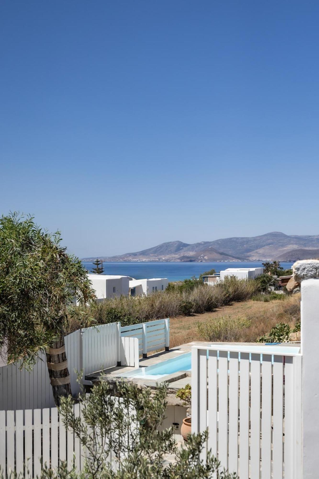 Thea Suites Naxos Agios Prokopios  Exterior photo