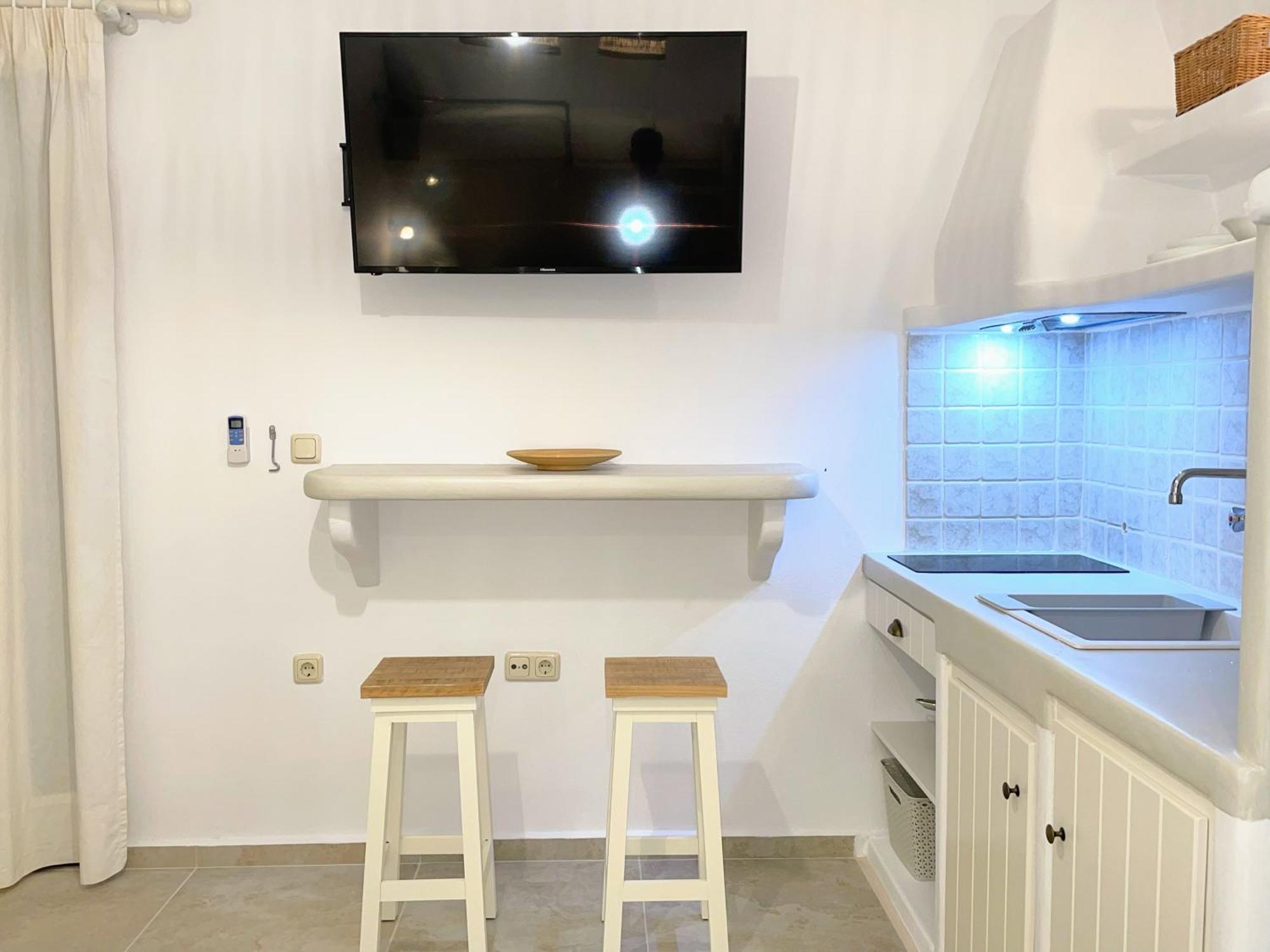 Thea Suites Naxos Agios Prokopios  Exterior photo
